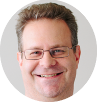 Ian Buchanan の顔写真